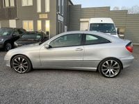 Gebraucht Mercedes C200 163 PS (119 kW) 2003 Silber Coupé