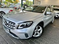 Gebraucht Mercedes GLA180 Urban 122 PS (89 kW) 2019 Silber SUV