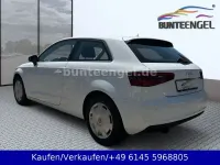 Gebraucht Audi A3 Attraction 110 PS (80 kW) 2015 Weiß Kleinwagen