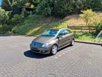Gebraucht Mercedes B180 150 PS (110 kW) 2008 Beige Van / Kleinbus