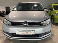 Gebraucht VW Touran Trendline 150 PS (110 kW) 2021 Silber Van / Kleinbus