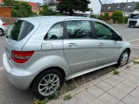 Gebraucht Mercedes 200 140 PS (102 kW) 2010 Limousine