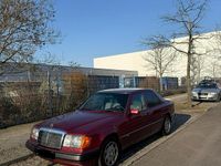 Gebraucht Mercedes E230 Sportline 136 PS (100 kW) 1991 Rot Limousine