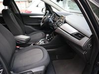 Gebraucht BMW 218 Basis 150 PS (110 kW) 2015 Blau Kombi