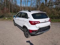 Gebraucht Baic X25 112 PS (82 kW) 2017 Weiß Kleinwagen