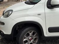 Gebraucht Fiat Panda 4x4 75 PS (55 kW) 2015 Weiß Kleinwagen