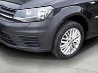 Gebraucht VW Caddy Trendline 125 PS (91 kW) 2017 Schwarz Van / Kleinbus