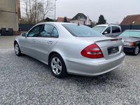 Gebraucht Mercedes E240 Avantgarde 177 PS (130 kW) 2005 Silber Limousine