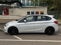 Gebraucht BMW 220 Active Tourer 192 PS (141 kW) 2016 Weiß Van / Kleinbus