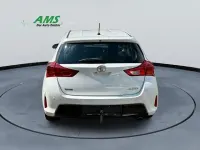 Gebraucht Toyota Auris Executive 124 PS (91 kW) 2013 Weiß Limousine