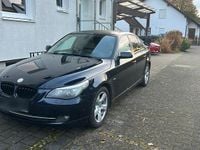 Gebraucht BMW 525 218 PS (160 kW) 2008 Blau Limousine