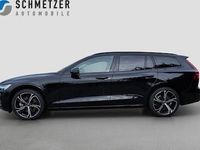 Neu Volvo V60 Plus 197 PS (144 kW) 2025 Schwarz Kombi
