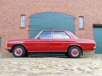 Gebraucht Mercedes 200/8 95 PS (69 kW) 1974 Rot Limousine