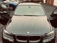 Gebraucht BMW 320 177 PS (130 kW) 2009 Schwarz Limousine