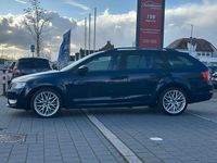 Gebraucht Skoda Octavia Elegance 150 PS (110 kW) 2015 Blau Kleinwagen