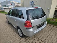 Używany Opel Zafira 94 KM (69 kW) 2007 Srebrny Minivan
