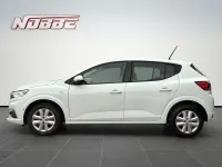 Używany Dacia Sandero Expression 91 KM (66 kW) 2023 Biały Hatchback