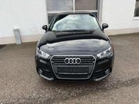 Gebraucht Audi A1 Attraction 86 PS (63 kW) 2012 Phantomschwarz perleffekt Kleinwagen