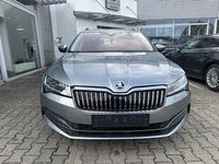Gebraucht Skoda Superb Style 150 PS (110 kW) 2019 Business grau Kombi