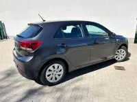 Gebraucht Kia Rio 84 PS (61 kW) 2018 Grau Limousine
