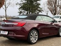 Usata Opel Cascada 140 CV (102 kW) 2014 Rosso Cabrio