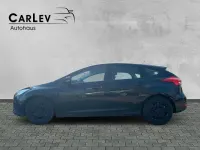 Gebraucht Ford Focus Trend 125 PS (91 kW) 2014 Schwarz Limousine