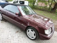 Second-hand Mercedes E200 136 CP (100 kW) 1997 Roșu Cabrio