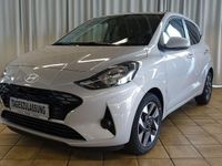 Neu Hyundai i10 Advanced 79 PS (58 kW) 2025 Grau Kleinwagen