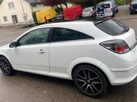 Gebraucht Opel Astra 90 PS (66 kW) 2009 Weiß Coupé