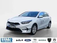 Gebraucht Kia Ceed Vision 140 PS (102 kW) 2025 Cararraweiß Kleinwagen