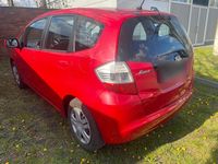 Gebraucht Honda Jazz Trend 90 PS (66 kW) 2009 Rot Kleinwagen