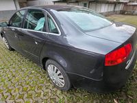 Gebraucht Audi A4 102 PS (75 kW) 2008 Grau Limousine