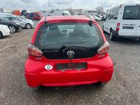 Gebraucht Toyota Aygo 68 PS (50 kW) 2010 Rot Kleinwagen