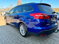 Używany Ford Focus Cool & Connect 125 KM (91 kW) 2018 Niebieski Kombi