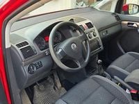 Gebraucht VW Touran 140 PS (102 kW) 2010 Rot Van / Kleinbus