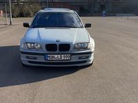 Gebraucht BMW 318 Sport Line 118 PS (86 kW) 1998 Weiß Limousine