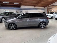 Gebraucht Mercedes B220 Progressive 190 PS (139 kW) 2024 Grau Van / Kleinbus