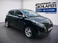Gebraucht Hyundai i10 GO! 67 PS (49 kW) 2023 Phantom black / met Kleinwagen