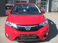 Gebraucht Honda Jazz Trend 102 PS (75 kW) 2017 Rot Kleinwagen
