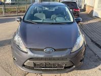 Gebraucht Ford Fiesta Trend 82 PS (60 kW) 2011 Grau Limousine