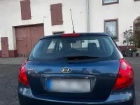 Gebraucht Kia Ceed 80 PS (58 kW) 2009 Blau Kleinwagen