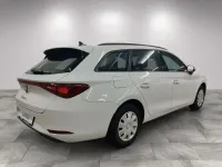 Używany Seat Leon Reference 90 KM (66 kW) 2022 Biały Kombi