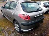 Gebraucht VW Golf IV 75 PS (55 kW) 2005 Kleinwagen