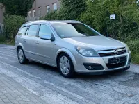 Gebraucht Opel Astra Edition 120 PS (88 kW) 2007 Silber Kombi