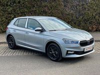 Nowe Skoda 105 95 KM (69 kW) 2026 Srebrny Sedan/Limuzyna