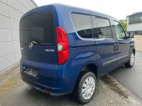 Używany Opel Combo Edition 95 KM (69 kW) 2015 Niebieski Minivan