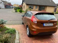 Gebraucht Ford Fiesta Celebration 80 PS (58 kW) 2017 Braun Kleinwagen