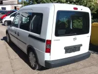 Gebraucht Opel Combo Edition 97 PS (71 kW) 2005 Casabl/arctic/eisweiss/kaolin Van / Kleinbus