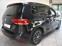 Gebraucht VW Touran Comfortline 150 PS (110 kW) 2017 Schwarz Van / Kleinbus