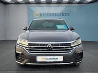 Gebraucht VW Touareg 231 PS (169 kW) 2023 Grau SUV